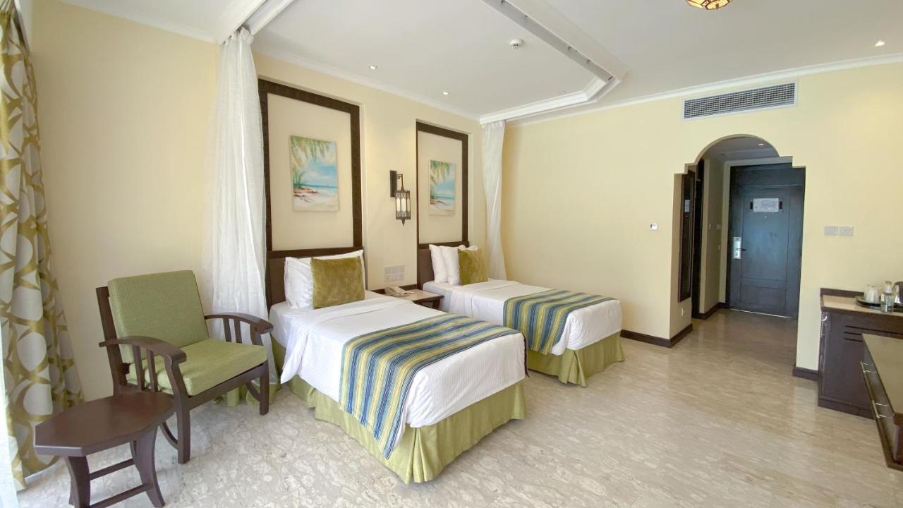 Pool Facing Twin Room,982507765:JPEG